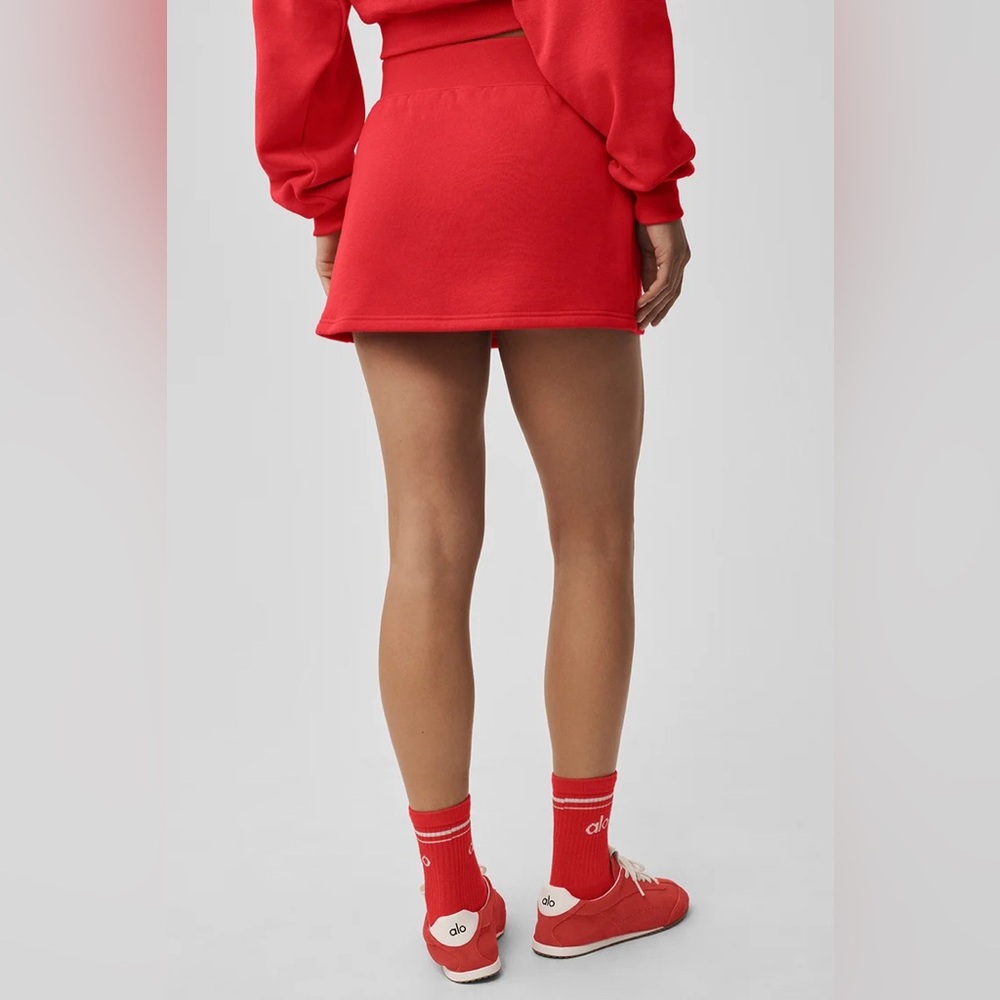 Alo Yoga Accolade Skirt Bright Red XXS - Picture 2 of 9